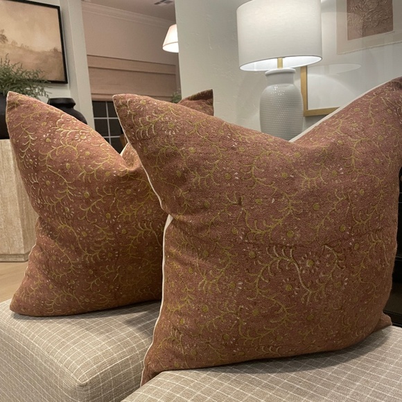 Falling spaces 18x18 accent pillows - Picture 1 of 9